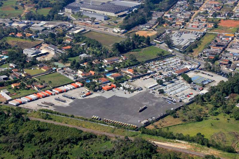 Cegonha para transporte de veículos